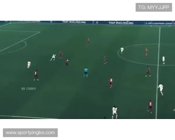 博尼法斯对阵顶级中卫时如何利用身体优势